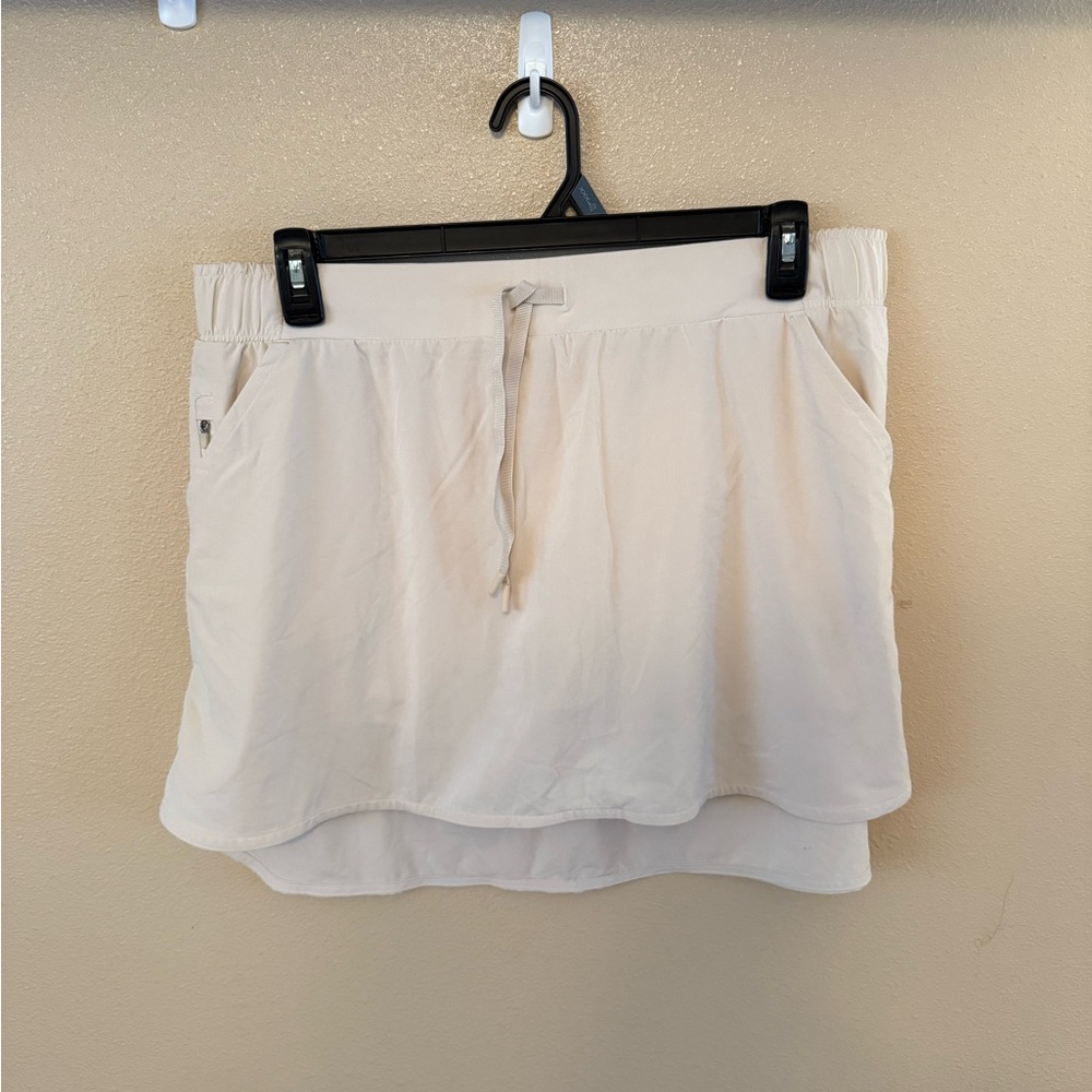 Cream Skort with Drawstring